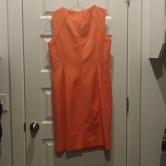 Dress - Picture 3 of 4